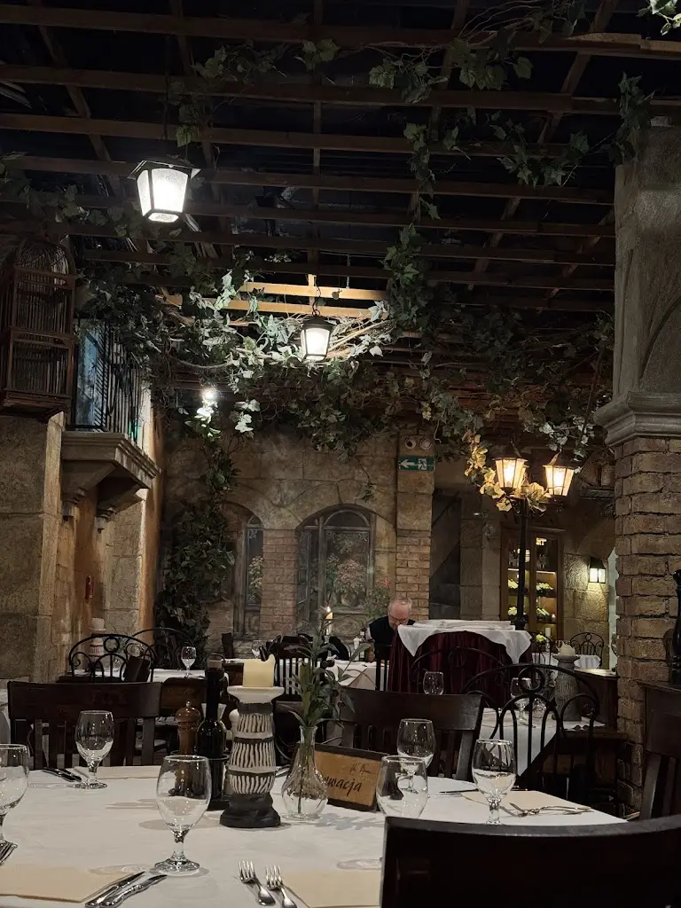 Via Toscana Restaurant & Café_Katovice_slider_image_2