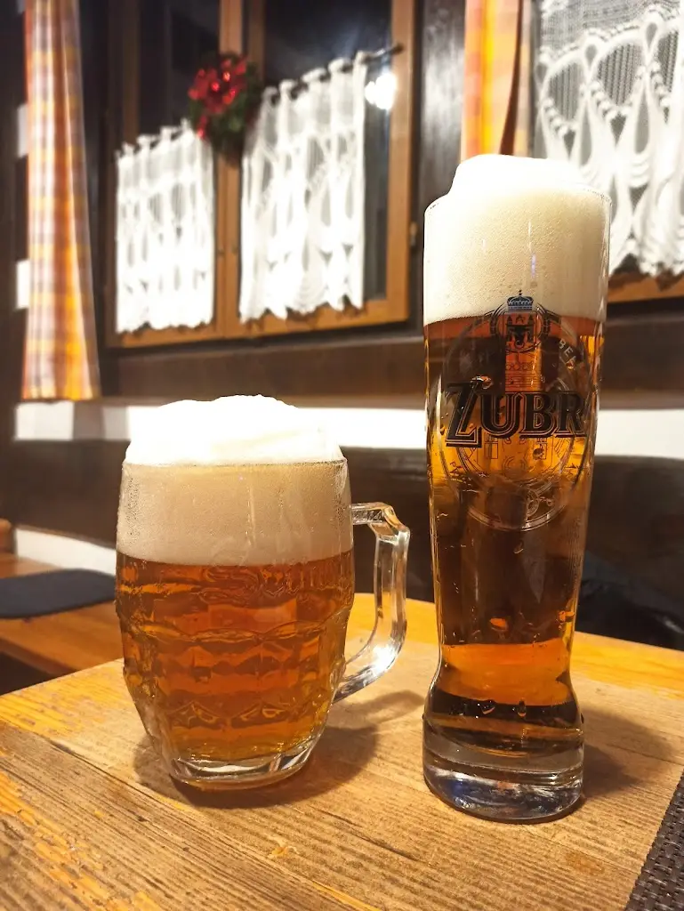 Restaurace U ČERNÉHO KOHOUTA_Třinec_slider_image_2