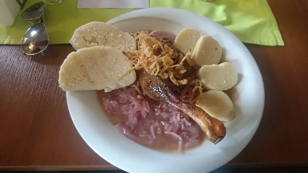 Hans N._Restaurace a penzion u Kláry_Bludov_review