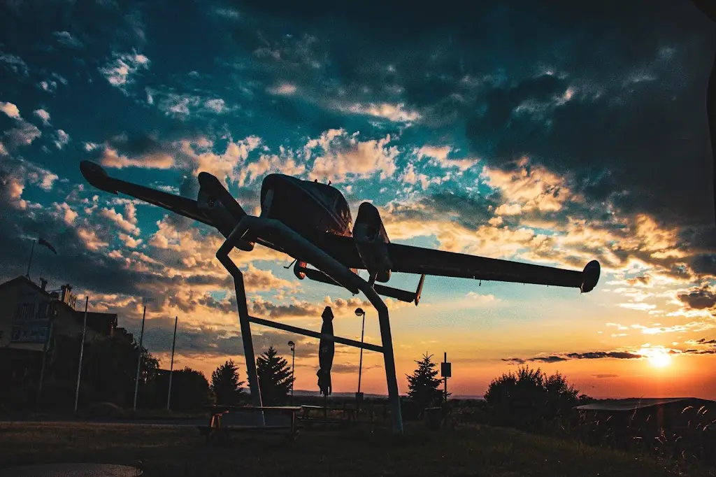 HANGRY FARM - Heliport Bohuňovice_Bohuňovice_slider_image_3
