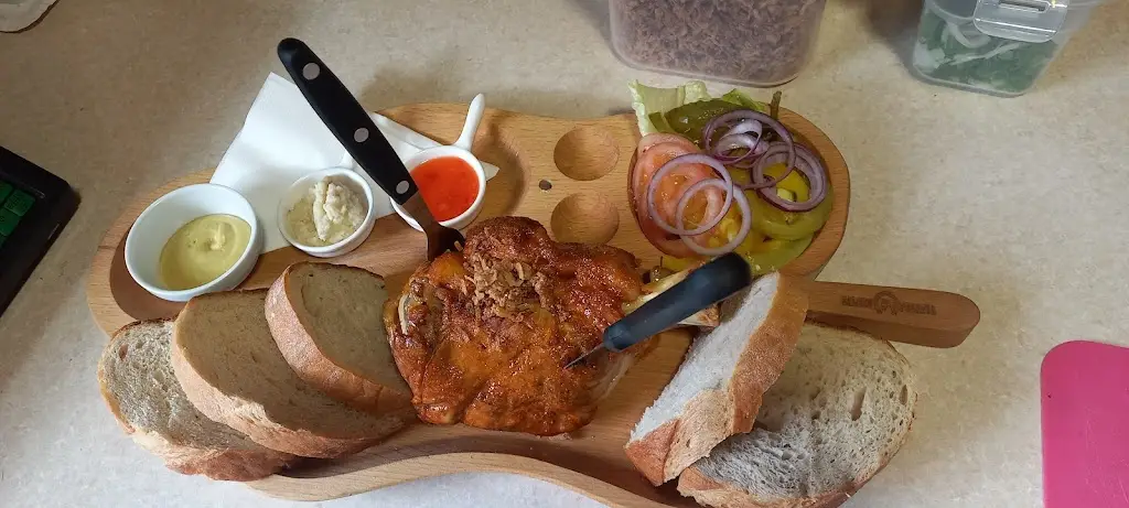 Saloon Podkova_Bohuňovice_slider_image_2