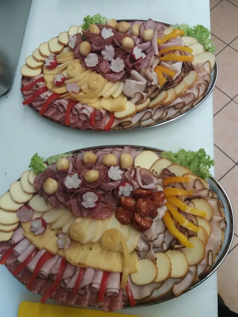 Hospůdka u Kamzíka_Bohuňovice_slider_image_2