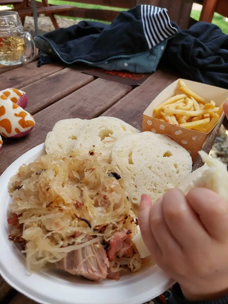 Barbora Melicherova_Bistro Rozmarýna_Bouzov_review