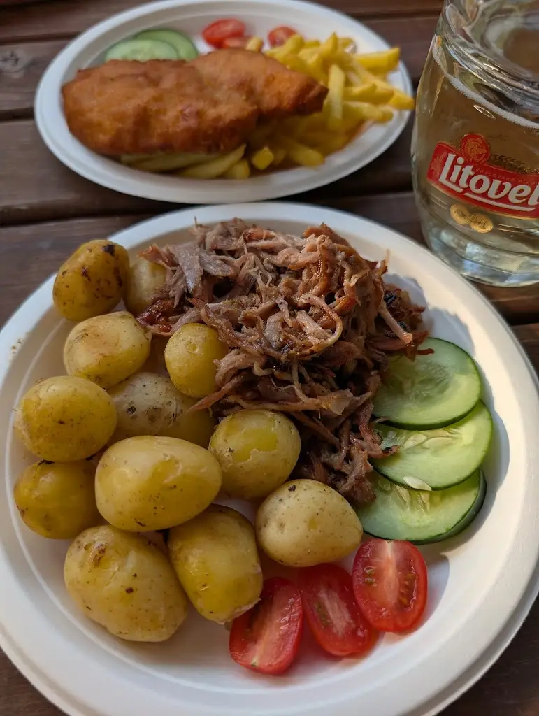 Lena Hambi_Bistro Rozmarýna_Bouzov_review