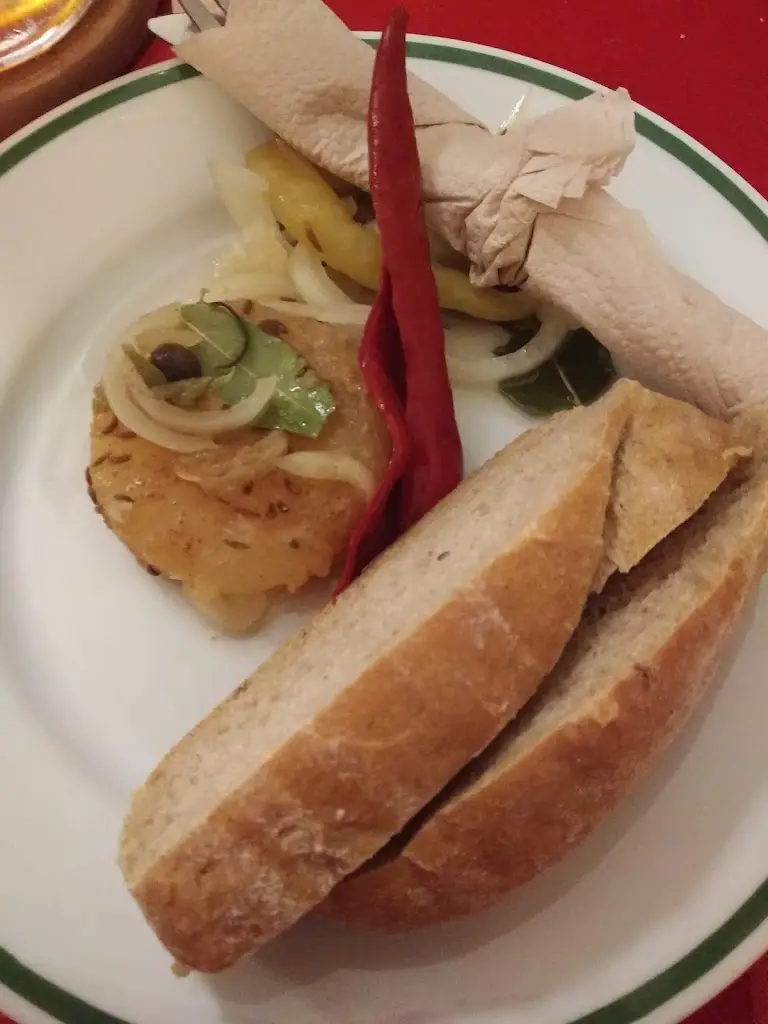 Marta Prasilova_Restaurace U Nádraží_Brodek u Přerova_review