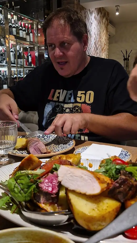 La Cantina_Katovice_slider_image_2