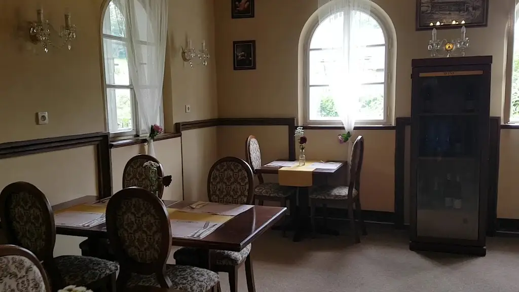 Restaurace a penzion U Zběhlíka_Dolní Újezd_slider_image_2