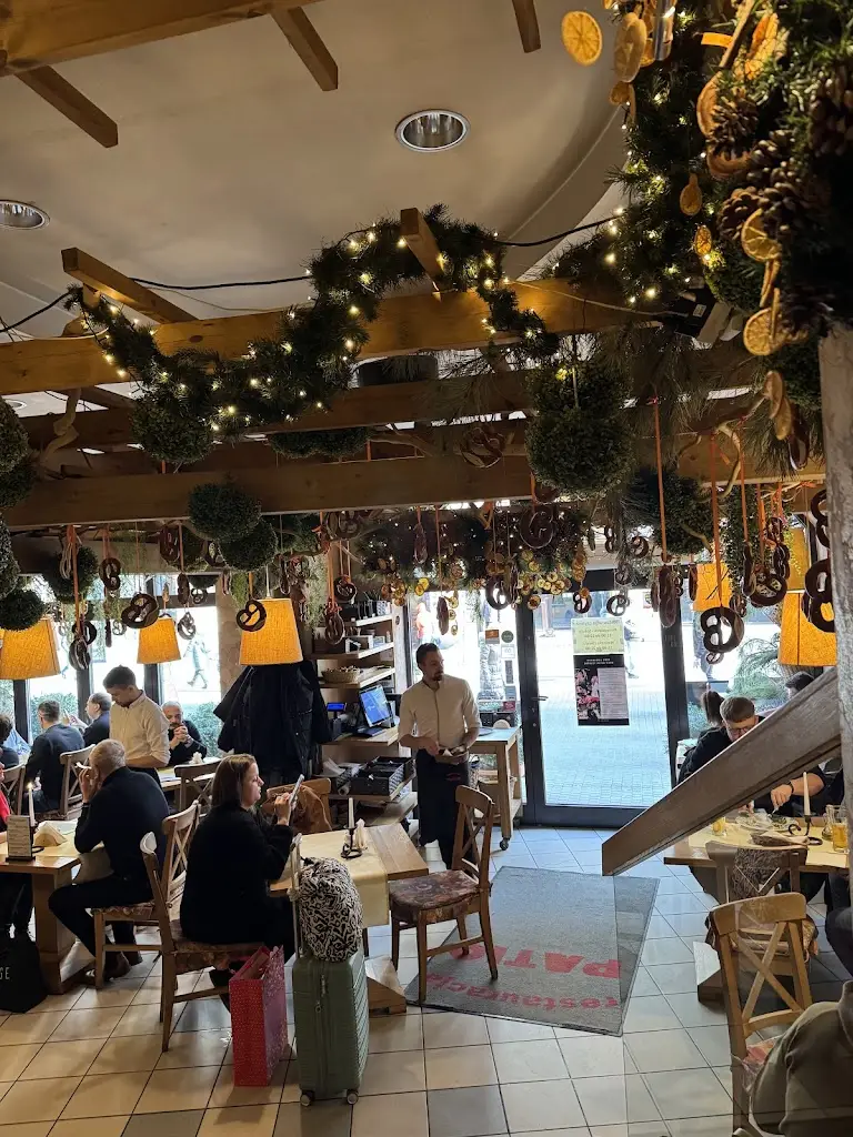 Alexander Pesetski_Patio_Katovice_review