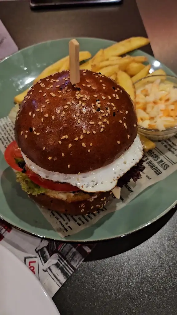 ROUTE 66 RESTAURANT_Dřevohostice_slider_image_2