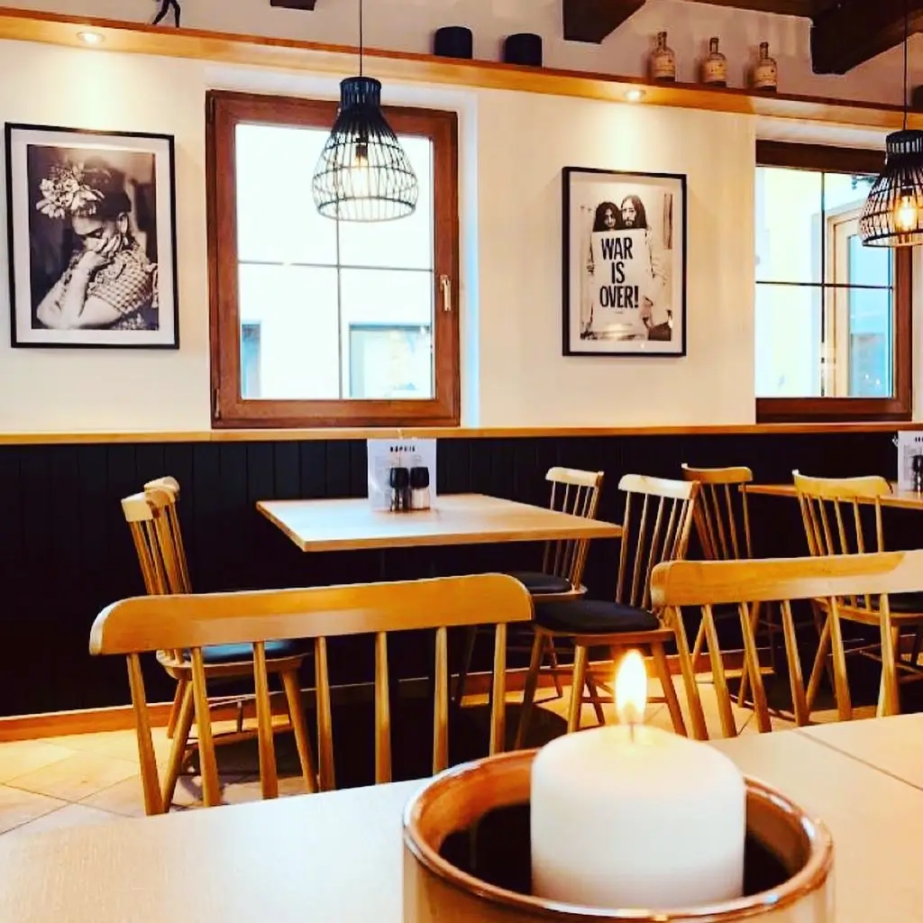 Restaurace U Bukáčků restaurant in Dřevohostice