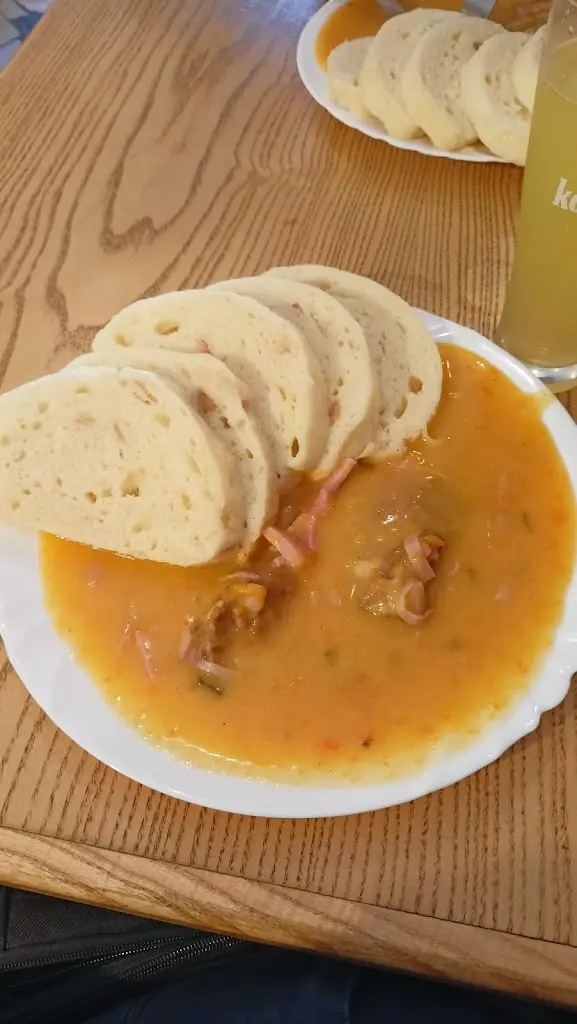 David Holman_Restaurace Radnice - polední menu_Dřevohostice_review