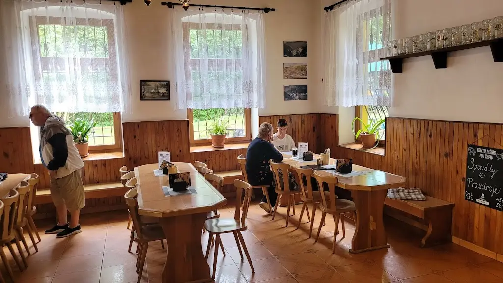 V Údolí (U Potkana) restaurant in Hlubočky