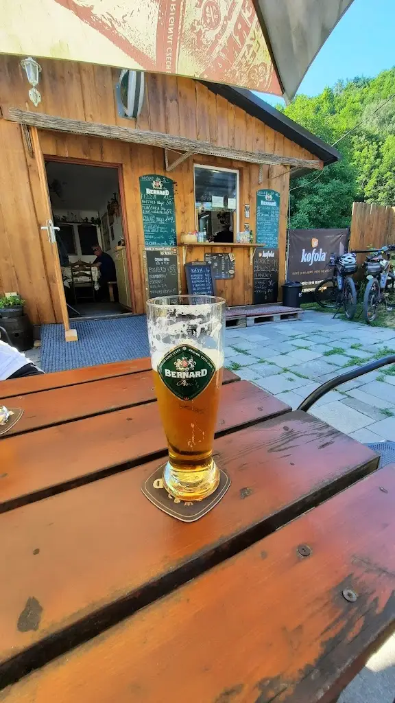 Milan Loun_Hospůdka Pod Lomem_Hlubočky_recensione