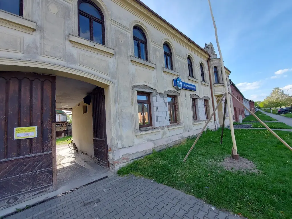 Petr Zaoral_Hospůdka Buček u Bufy_Horní Moštěnice_review