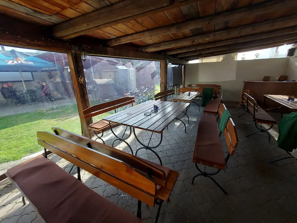 Hospůdka Buček u Bufy restaurant in Horní Moštěnice