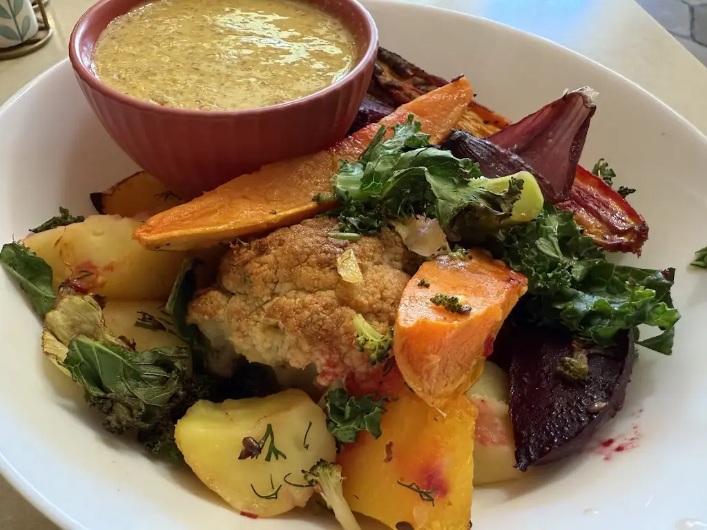 Golden Donkey_Katovice_slider_image_3