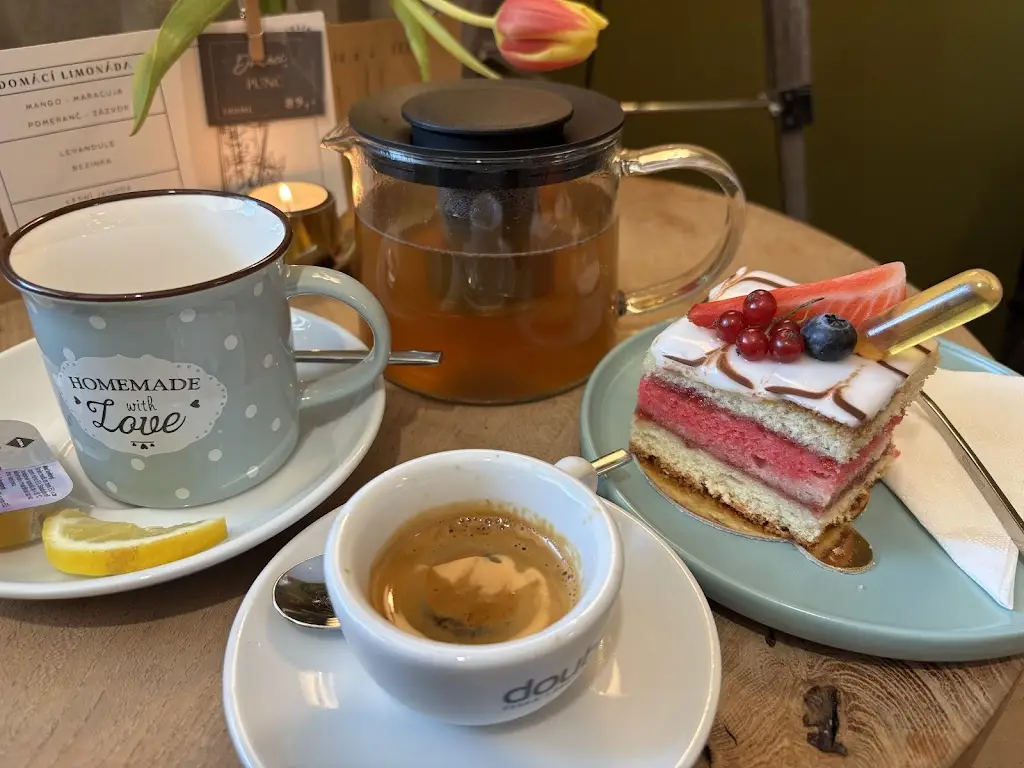 CAFELIER No. 523_Kostelec na Hané_slider_image_2