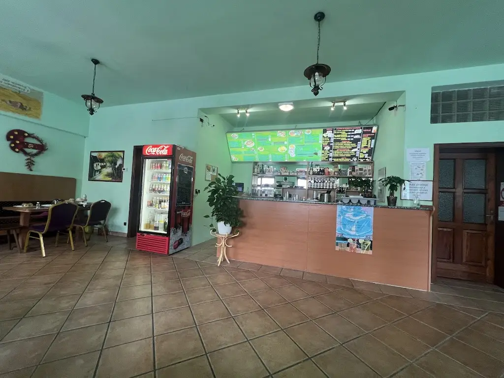 Peter Prochazka_Bistro Đàm_Kojetín_recensione