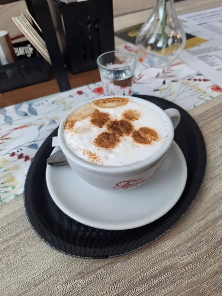 Bistro & Café Kouzlo_Konice_slider_image_2