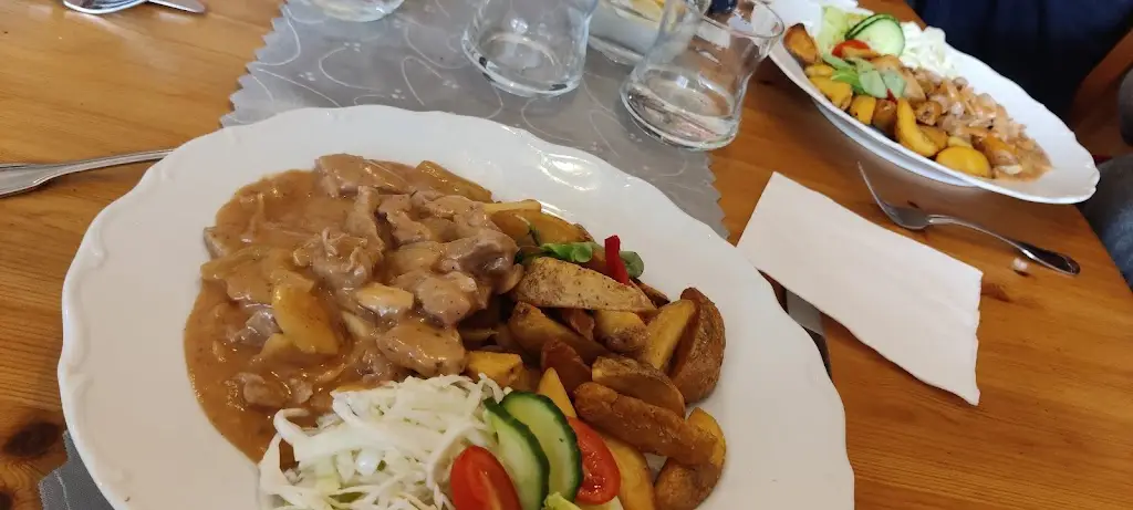 S Kluwen_U Tří Zlatých Trojek_Litovel_review