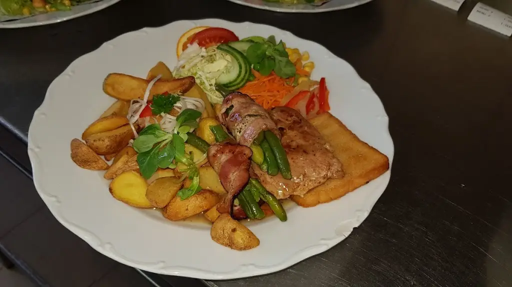 U Tří Zlatých Trojek_Litovel_slider_image_2