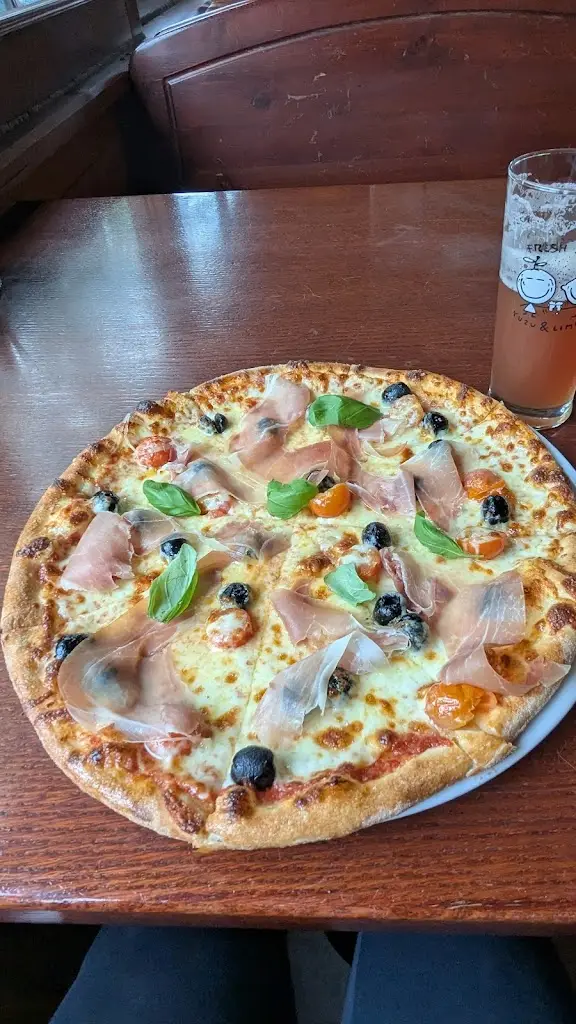 Filip Stržínek_Pizzerie Na Bečvě_Lipník nad Bečvou_recensione