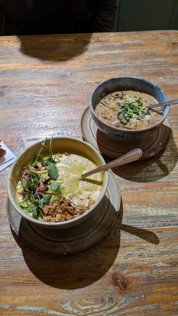 Abdenour Bennani_Okiem i Brzuchem_Katovice_review