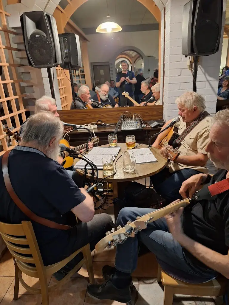 Antonín Vágner_Restaurace Na Pešti_Loštice_review