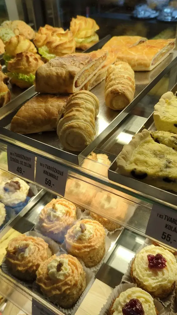 Tvarůžková cukrárna Loštice_Loštice_slider_image_2