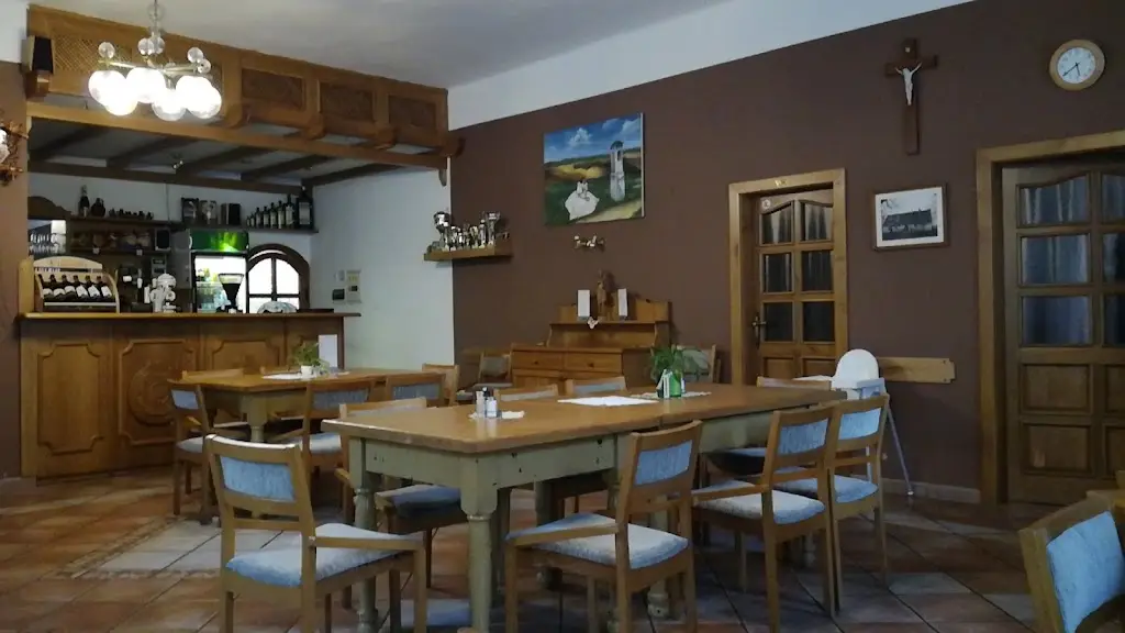 Zámecká Restaurace_Náměšť na Hané_slider_image_1