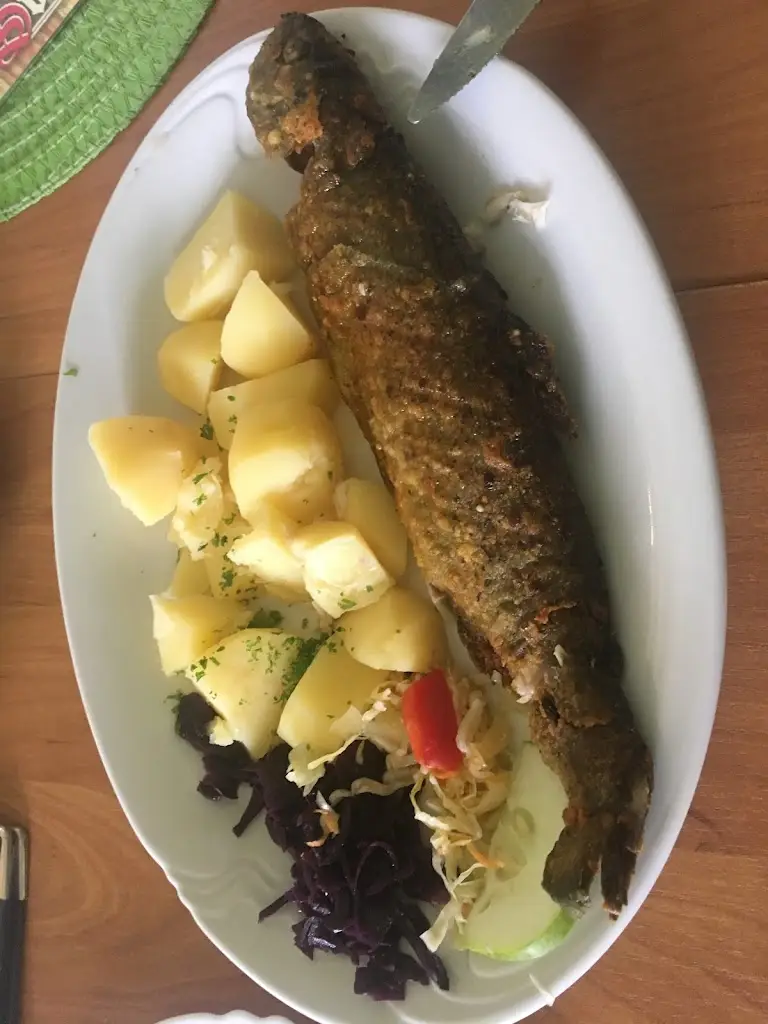 Lenka Rábarová_Restaurace Na Záložně_Náměšť na Hané_review