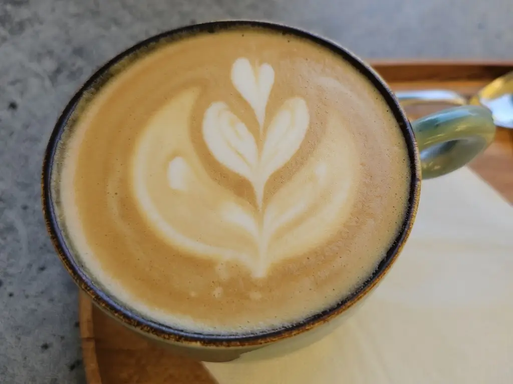 Luai_Cafe COFFEIN_Mostkovice_review