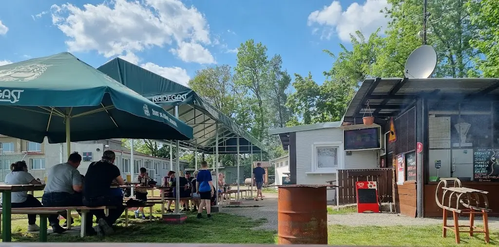 Občerstvení na hřišti_Mostkovice_slider_image_3