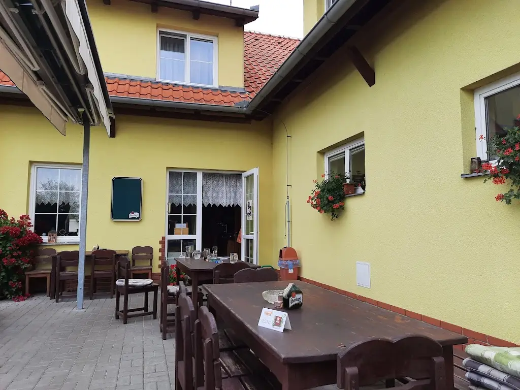 Hostinec na koupališti_Nezamyslice_slider_image_3