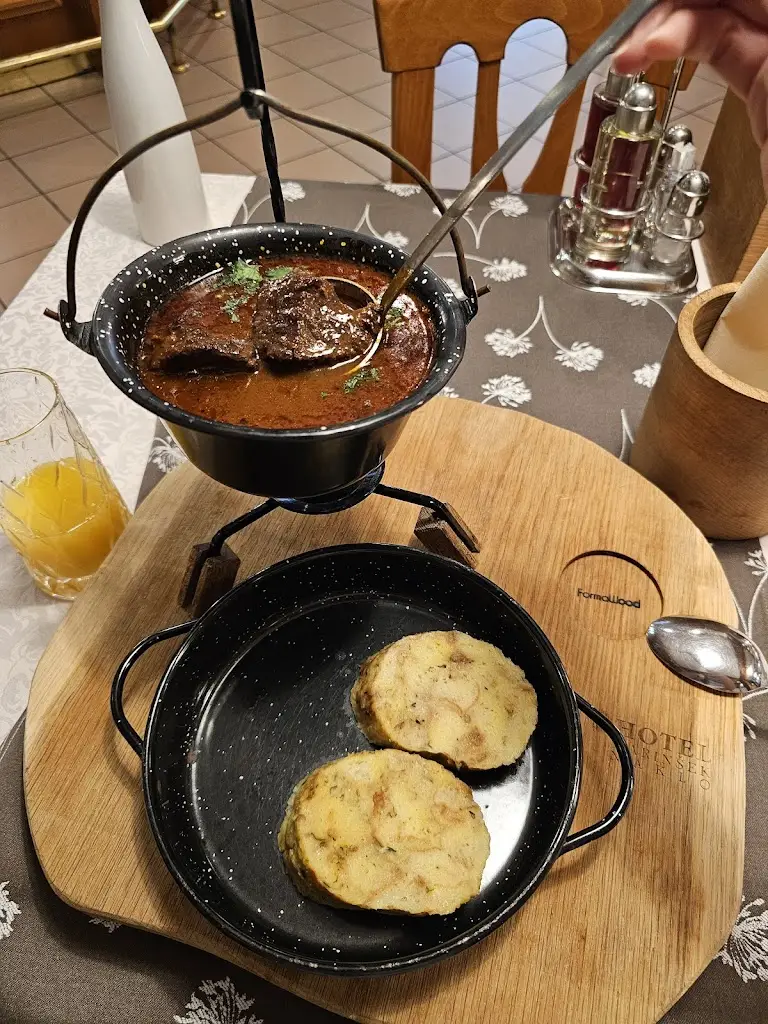 Air_GOSTILNA, RESTAVRACIJA IN PICERIJA MARINŠEK_Náklo_recensione