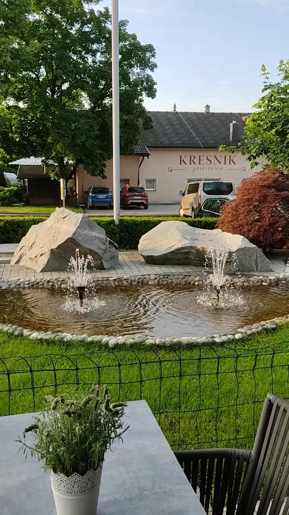 GOSTILNA, RESTAVRACIJA IN PICERIJA MARINŠEK_Náklo_slider_image_2