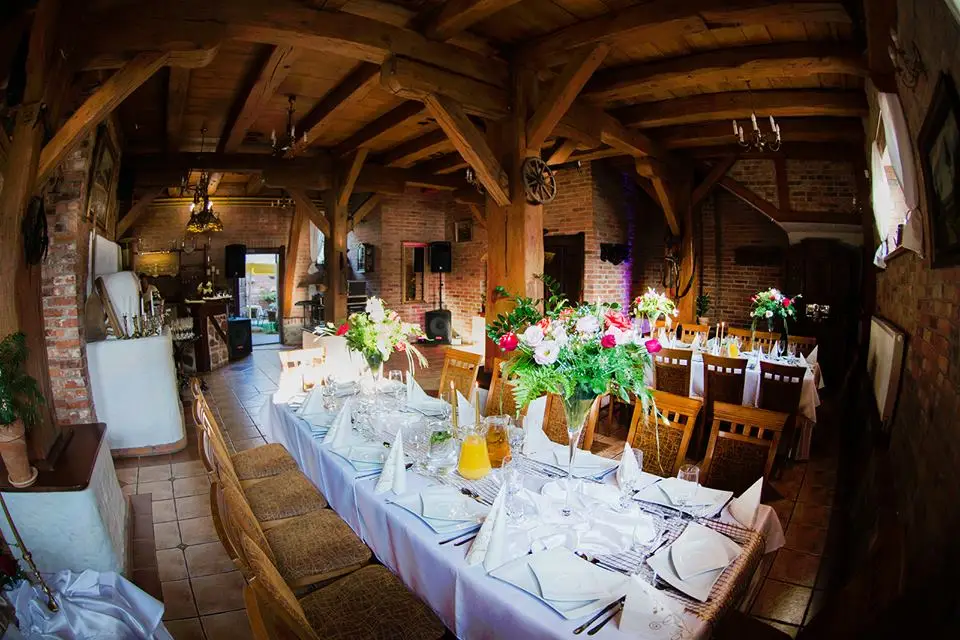 Restauracja Stary Spichlerz w Nakle restaurant in Náklo