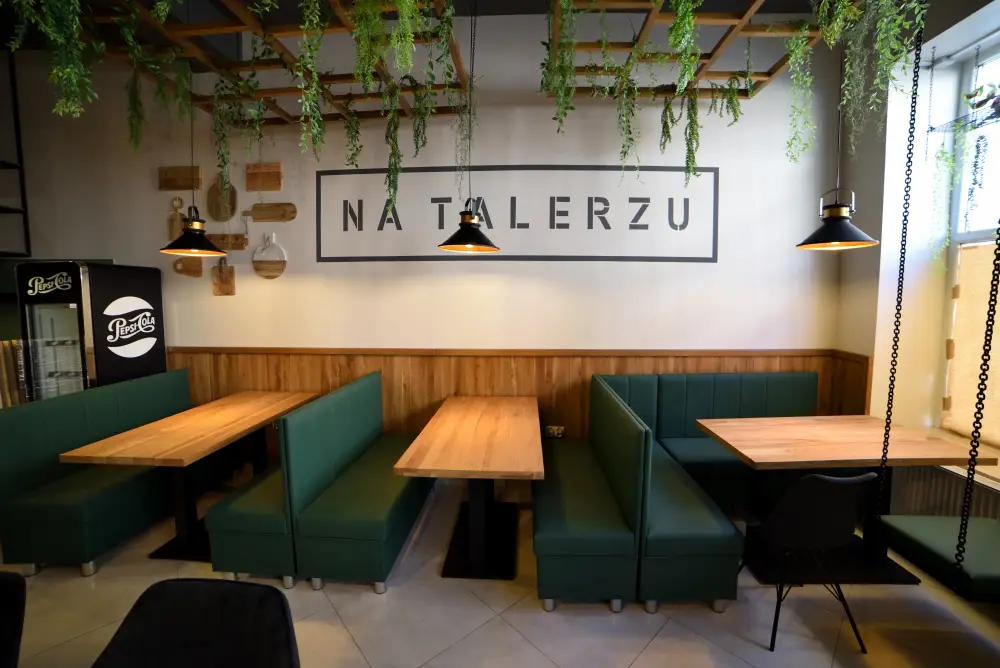 Na Talerzu restaurant in Náklo