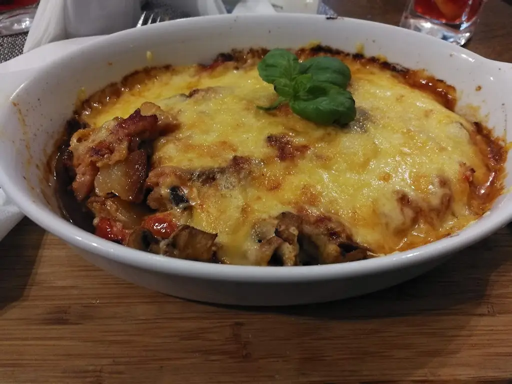 Menu_Cafe Emilia_Náklo_image_2