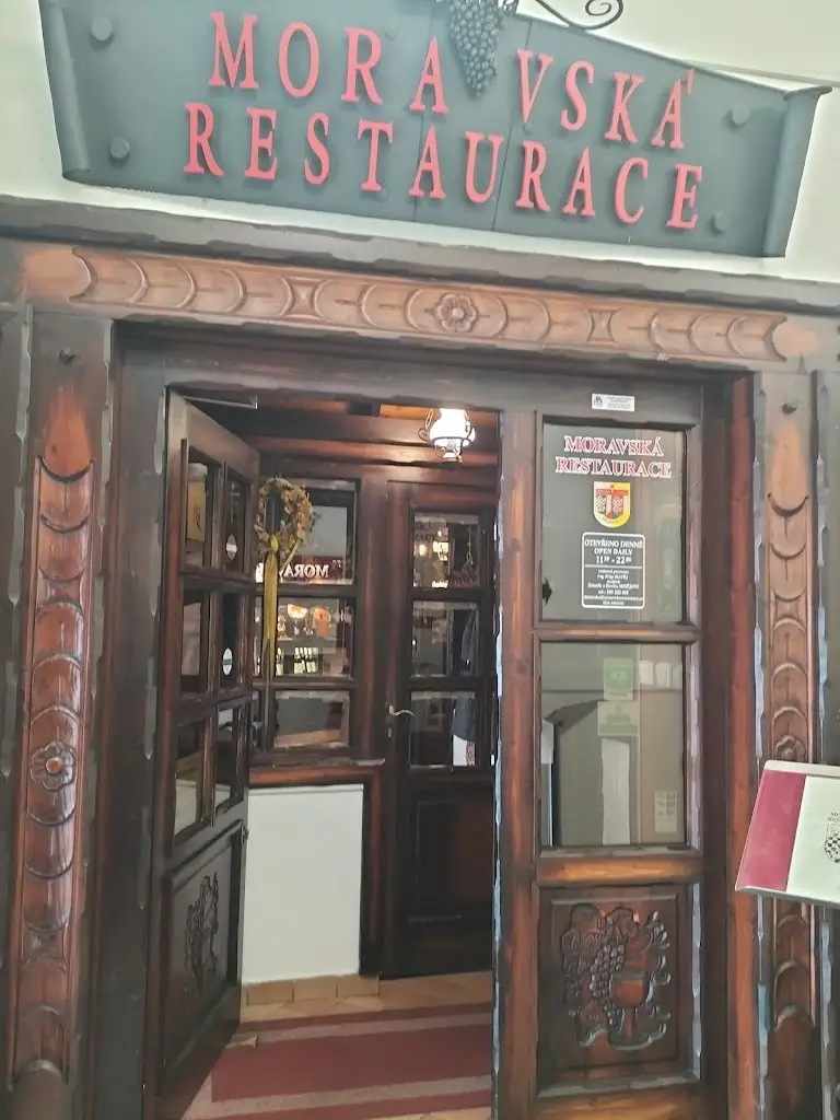 Jarmila Buttiyanda_Moravská restaurace_Olomouc_review