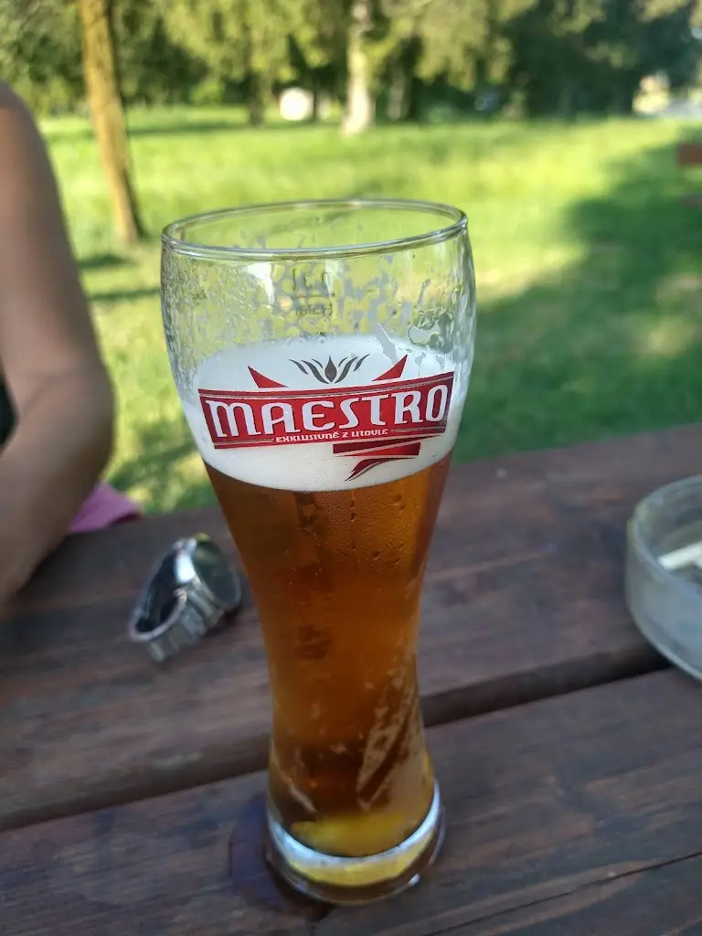 Jakub Huvar_Hospůdka U Splavu_Osek nad Bečvou_review