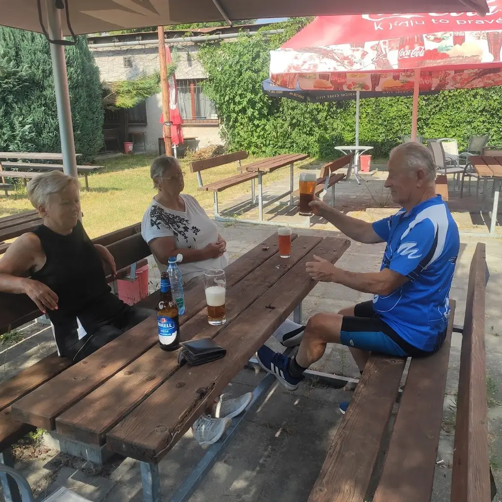 Ivo Karasek_Hospůdka U Splavu_Osek nad Bečvou_review