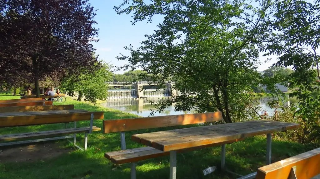 Hospůdka U Splavu restaurant in Osek nad Bečvou