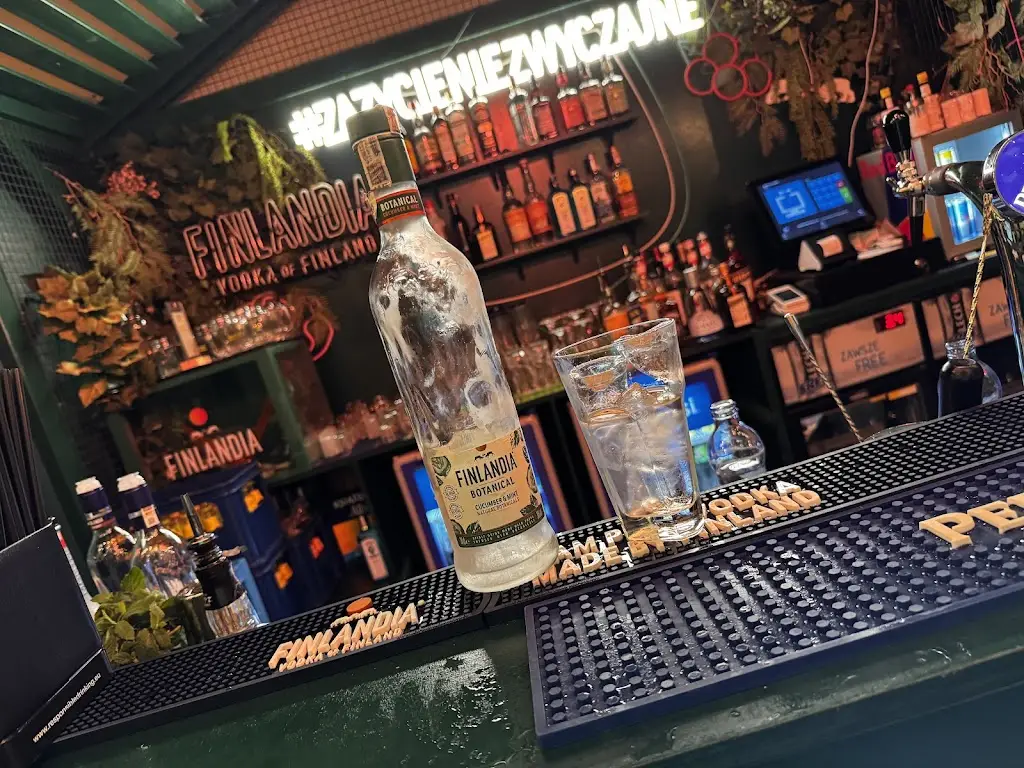 TODOJUTRA kultowe zapiexy, bajgle and more | restopub KATOWICE MARIACKA_Katovice_slider_image_3