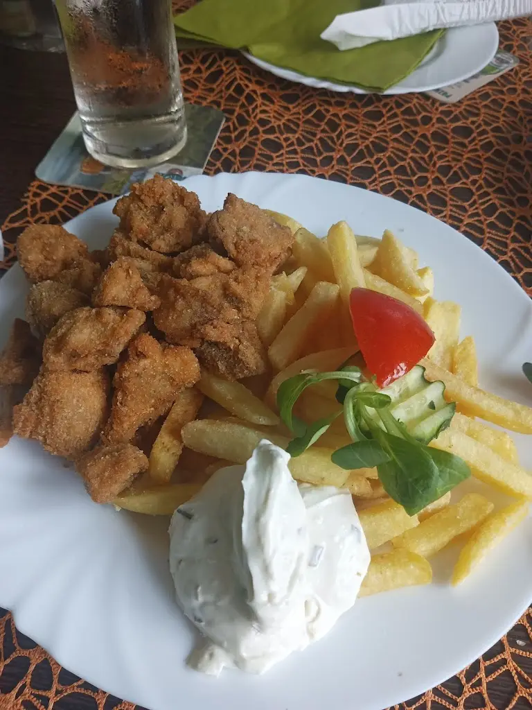 Kateřina Koutná_Restaurace U Kevina_Postřelmov_review