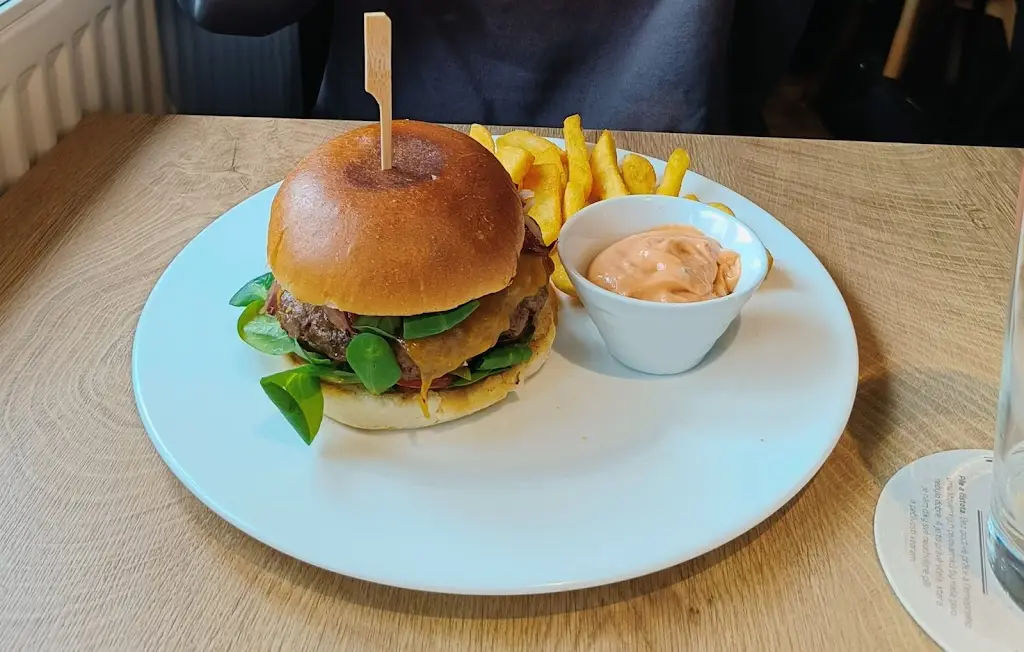 Restaurant Pyramida_Postřelmov_slider_image_2