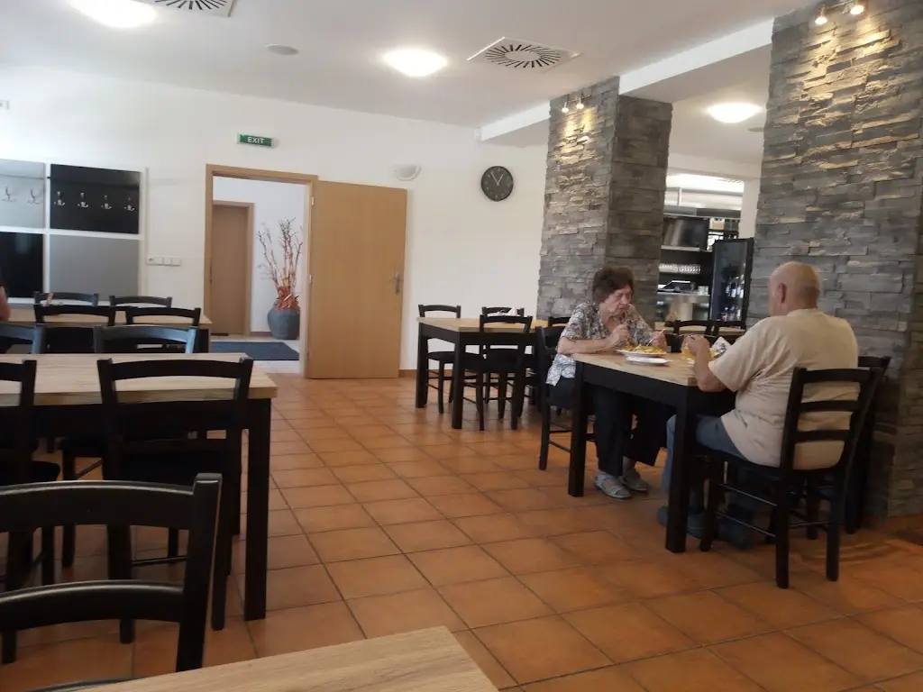 Jan Aulehla_Gril Tour_Protivanov_review