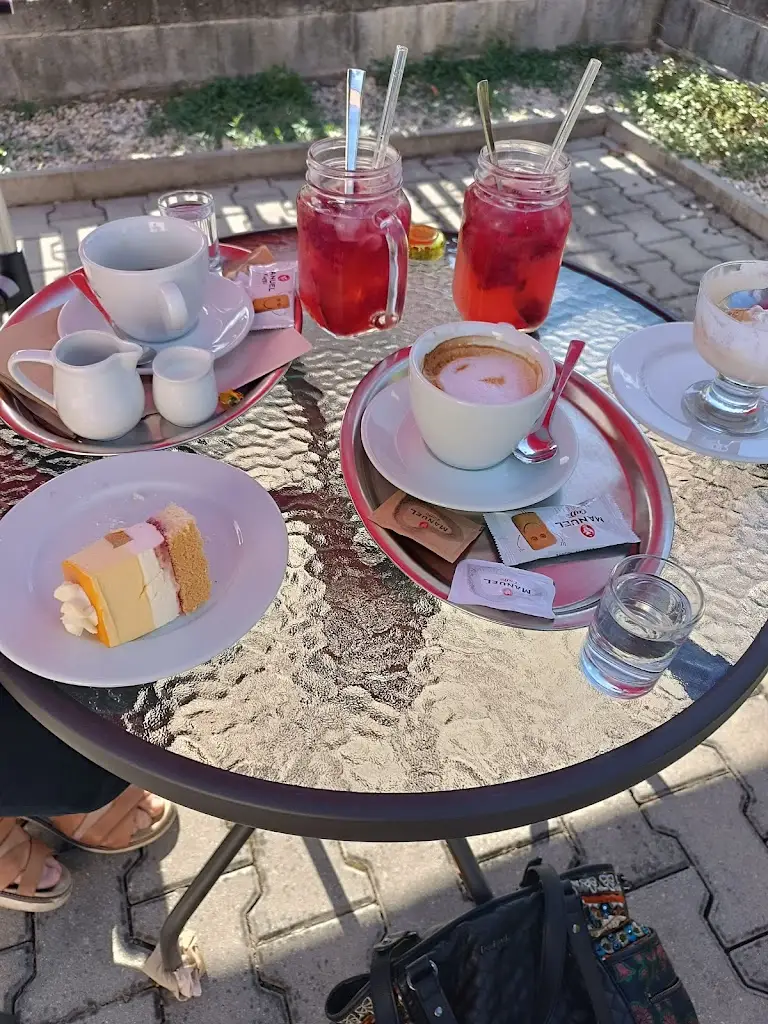 Kavárna Lepší časy_Senice na Hané_slider_image_2