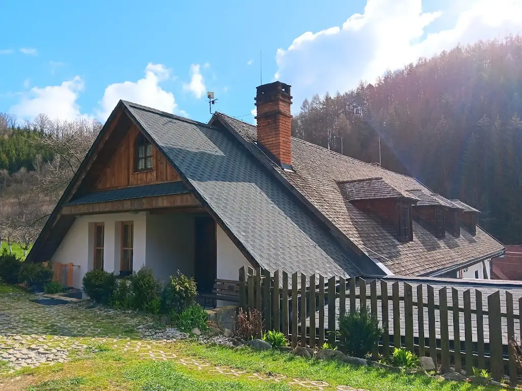 Lenka Štenclová_Vlčí Doupě_Ruda nad Moravou_review