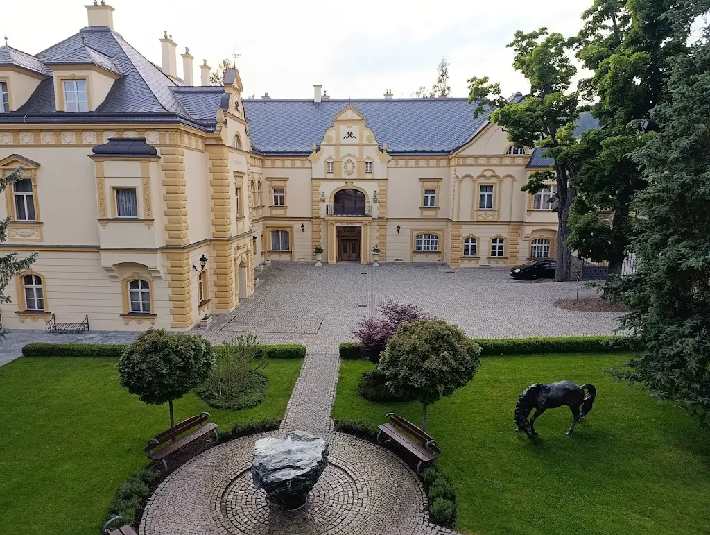 Radka Mušíková_Sobotín (zámek)_Sobotín_review